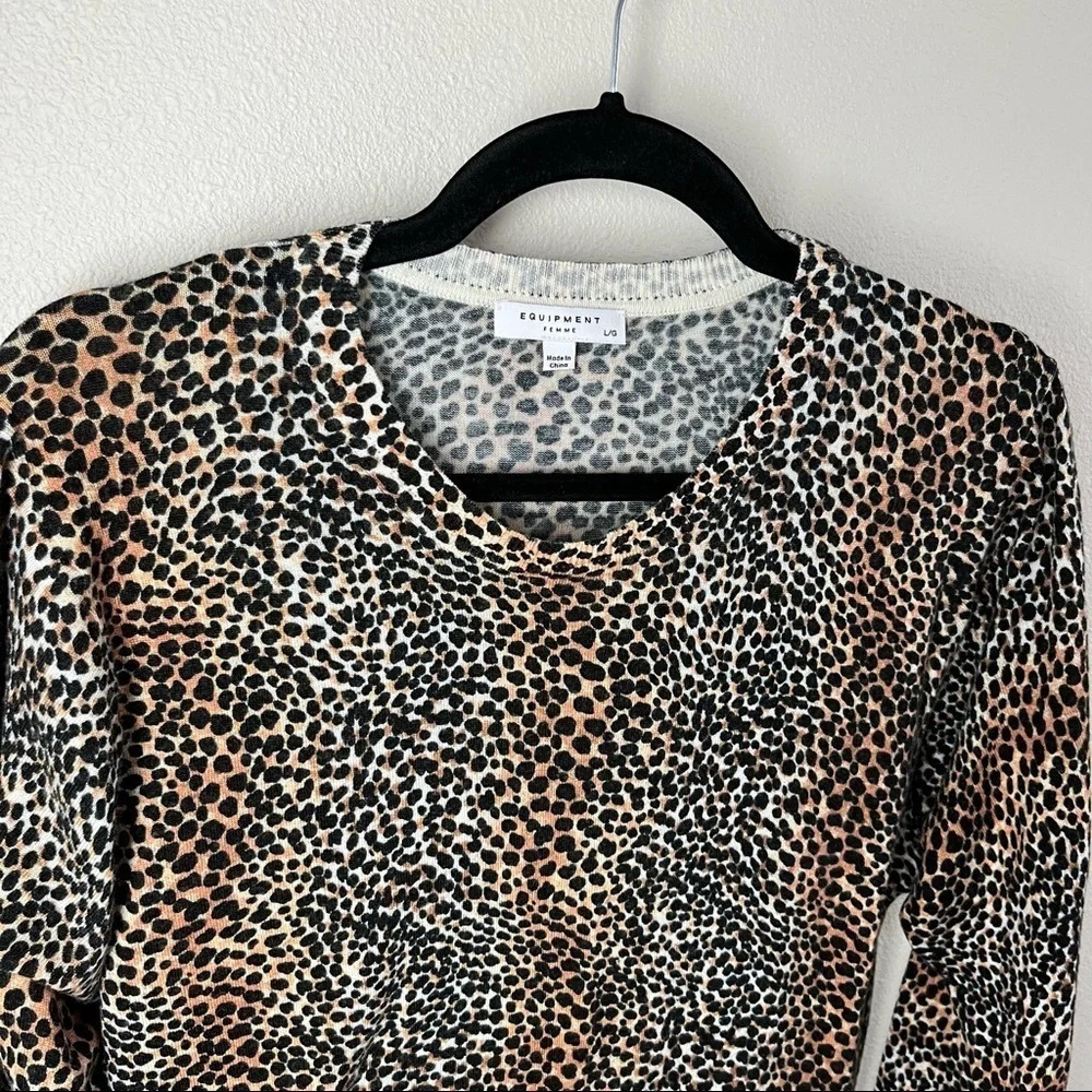 NWOT EQUIPMENT Raydon Leopard Print Wool Sweater Casual Women’s Large - Picture 3 of 12
